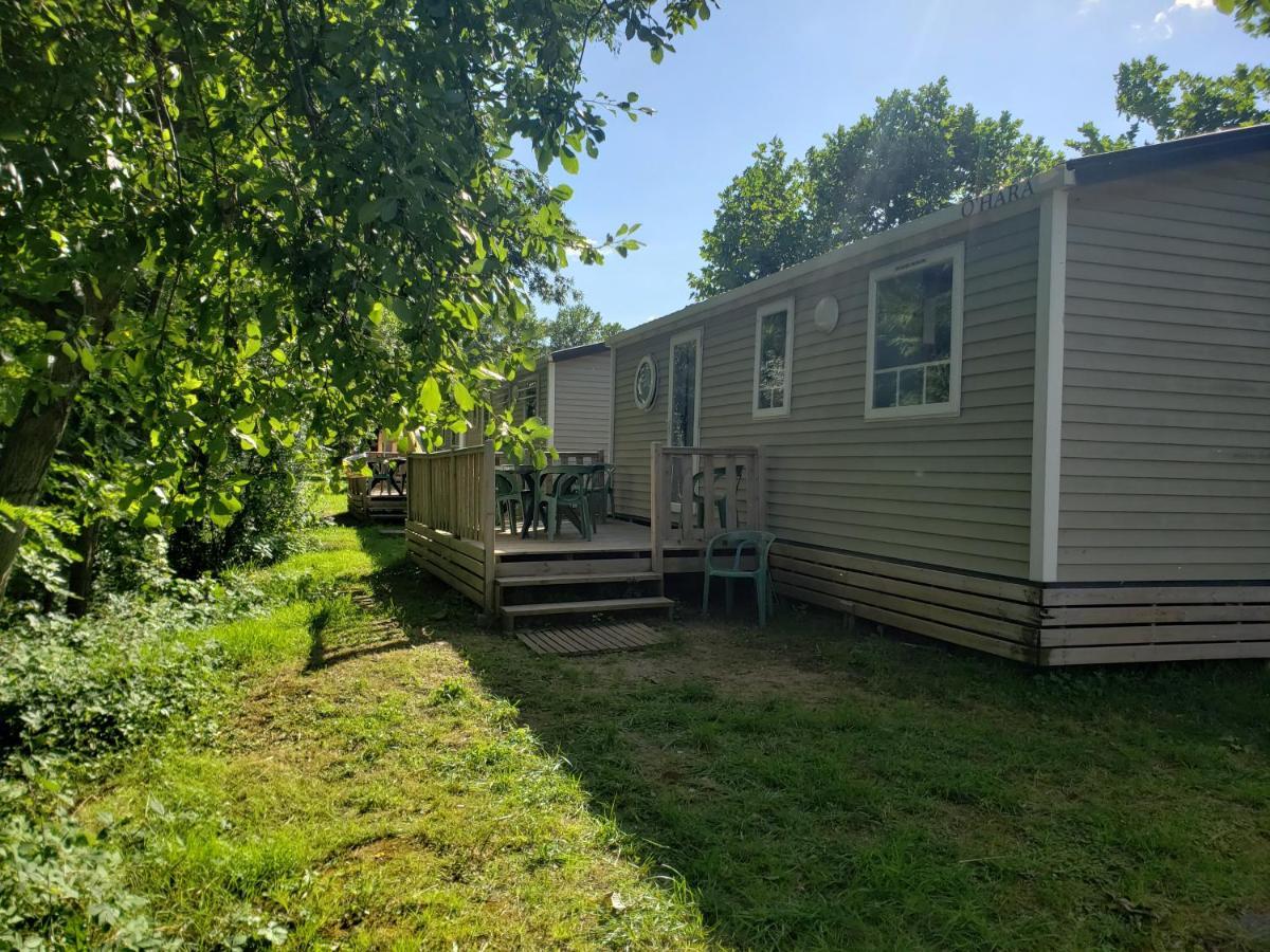 Le Moulin D'onclaire Camping Et D'hotes 3*